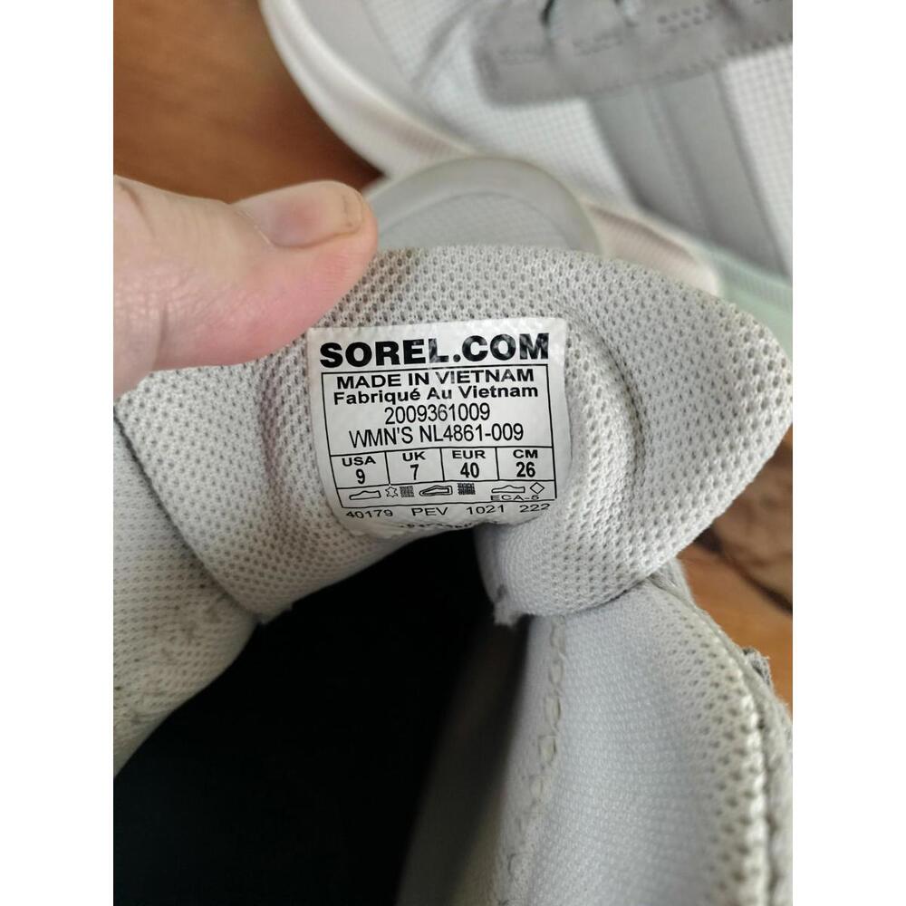Sorel Out 'N About III Mid Waterproof Sneaker Women's Size‎ 9 - Quarry/Sea Salt - Picture 6 of 7